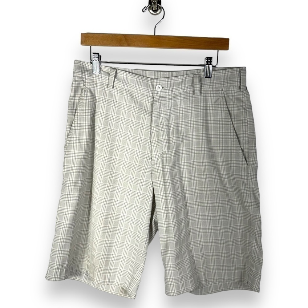 4 for $20 SALE! Nike Golf Dri Fit Mens Golf Shorts, Light Grey Plaid, Size 32M